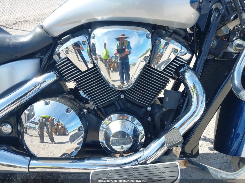 2007 HONDA VTX1800 auction photo 8