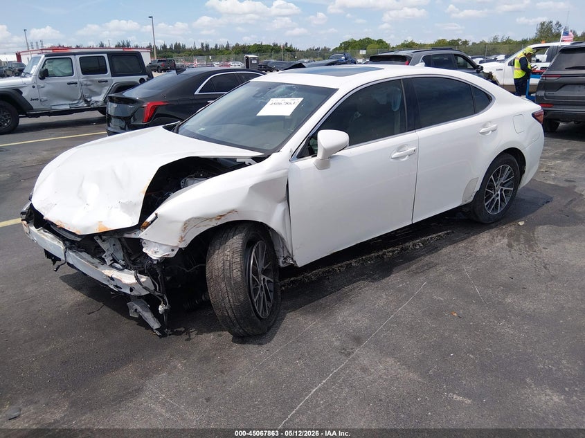 Vin: jthbk1gg7g2233608, lot: 45565408, lexus es 350 20162
