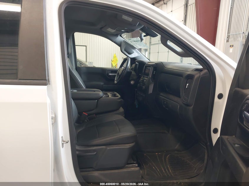 2021 CHEVROLET SILVERADO 1500 5.3L V-8 DI, VVT, 35(VIN: 1GCRYAEF2MZ122654