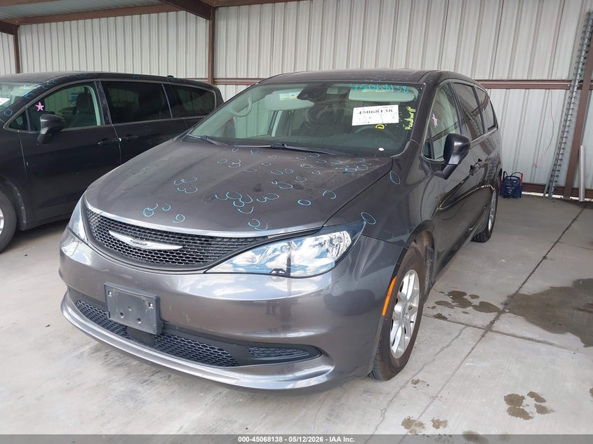 Vin: 2c4rc1cg6pr563762, lot: 45565683, chrysler voyager lx 20232