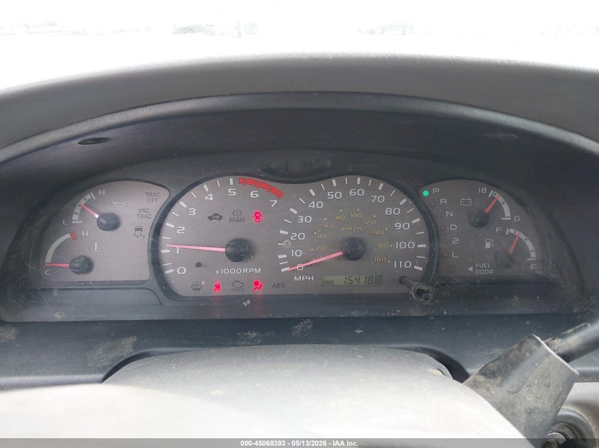 2004 Toyota Sequoia Sr5 V8 VIN: 5TDZT34A845235283 Lot: 45068393