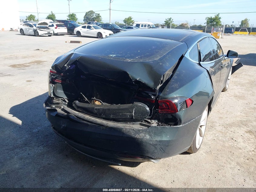Vin: 5yjsa1cn6dfp05136, lot: 45566152, tesla model s 20134