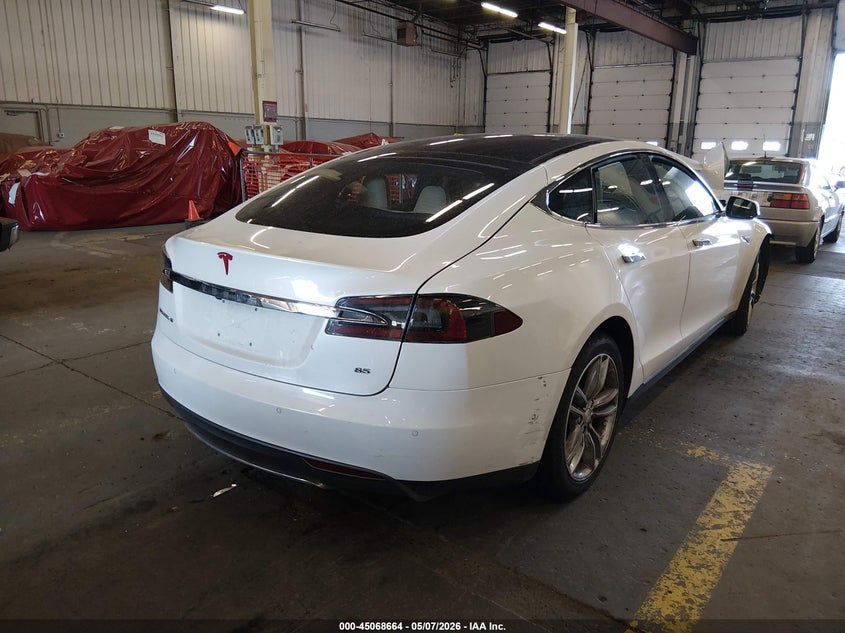 Vin: 5yjsa1h13efp63681, lot: 45566209, tesla model s p85 20144