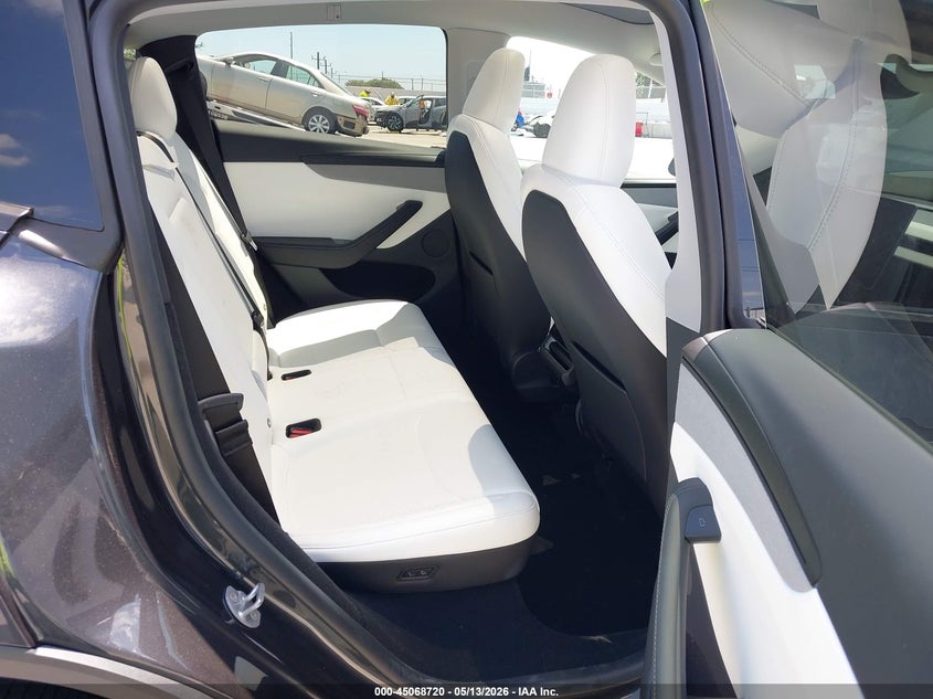2026 TESLA MODEL Y auction photo 8