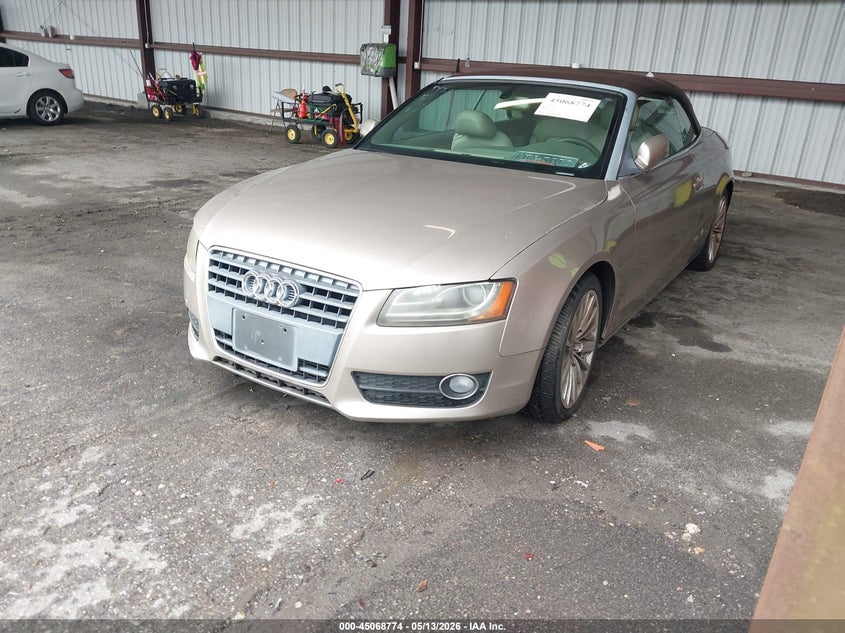 2010 Audi A5 2.0t Premium WAUJFAFH7AN017336 photo 1