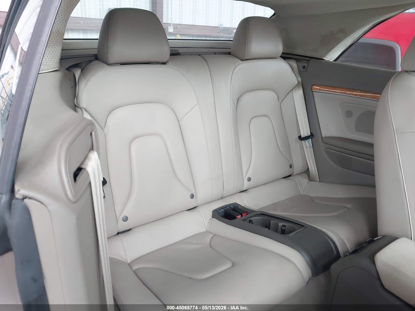 2010 Audi A5 2.0T Premium VIN: WAUJFAFH7AN017336 Lot: 45068774