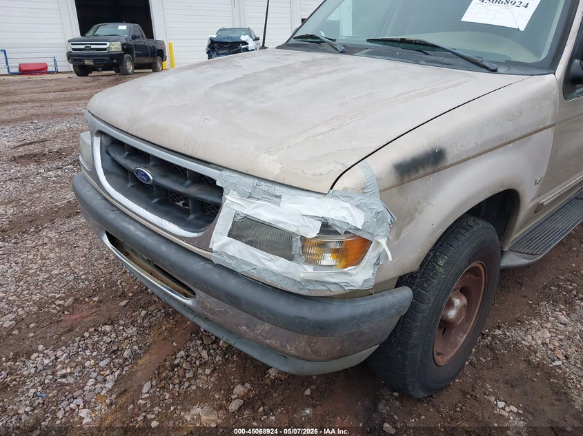 1998 Ford Explorer Eddie Bauer/Limited/Xlt VIN: 1FMZU35P5WUA08594 Lot: 45068924