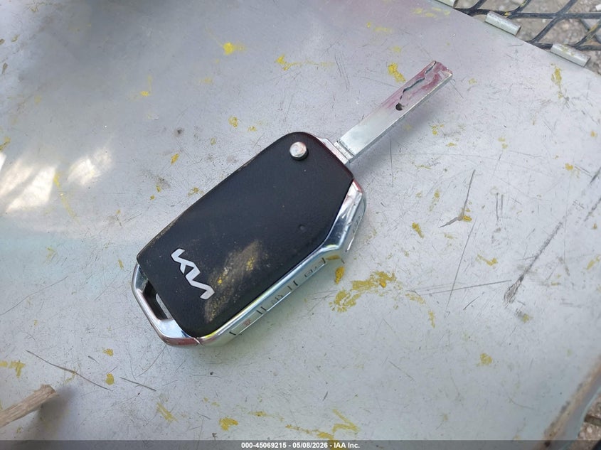 VIN 3KPF24AD0PE563225 2023 KIA FORTE LXS