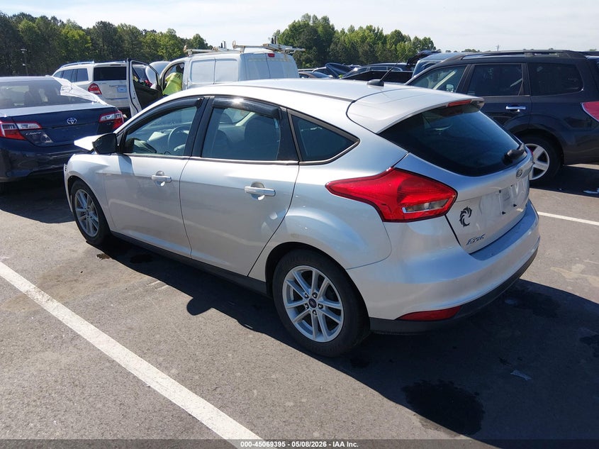 Vin: 1fadp3k23jl266518, lot: 45566949, ford focus se 20183