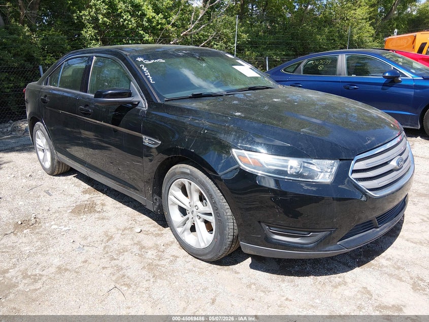 2016 FORD TAURUS auction photo 1