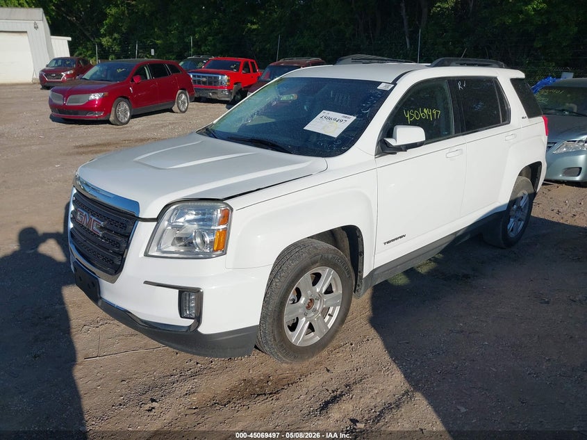 2016 GMC TERRAIN auction photo 2