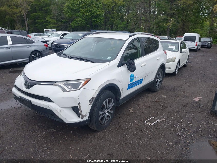 2018 Toyota Rav4 Le JTMBFREV7JJ219694 photo 1