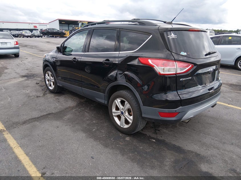Vin: 1fmcu9gx6guc71507, lot: 45567112, ford escape se 20163