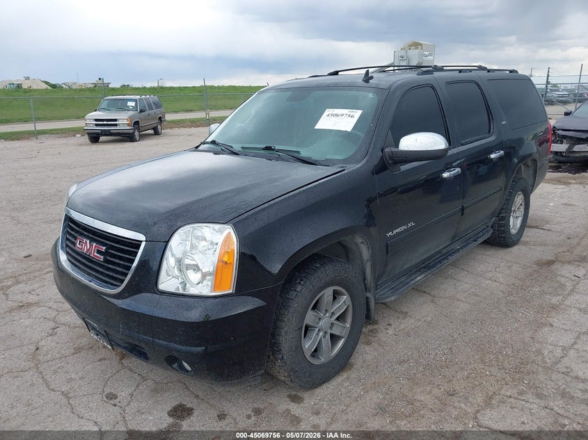 2013 GMC YUKON SPORT UTILITY VEHICLE 5.3L V-8 VVT, 320HP
