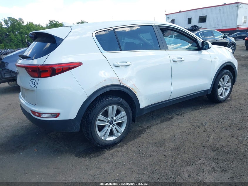 VIN KNDPMCAC7K7518257 2019 KIA SPORTAGE LX