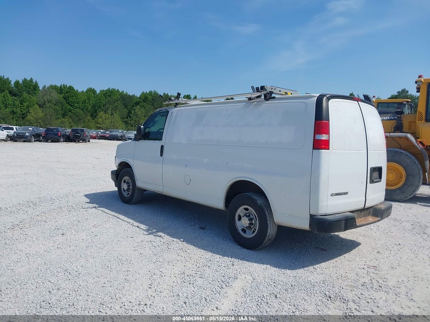 2020 CHEVROLET EXPRESS CARGO auction photo 3