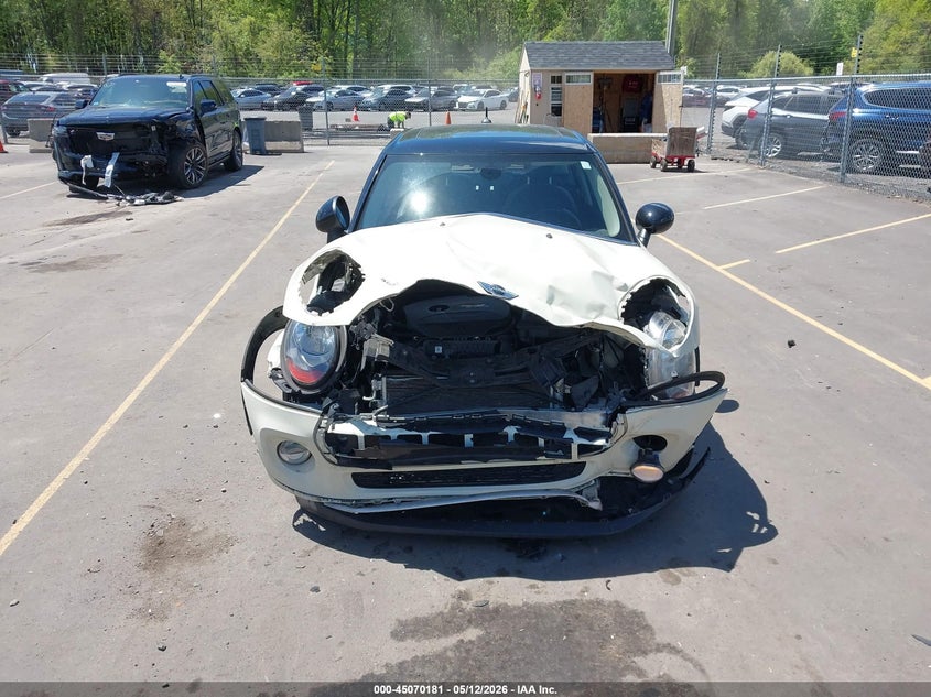 2018 Mini Hardtop Cooper VIN: WMWXU1C52J2F80924 Lot: 45070181