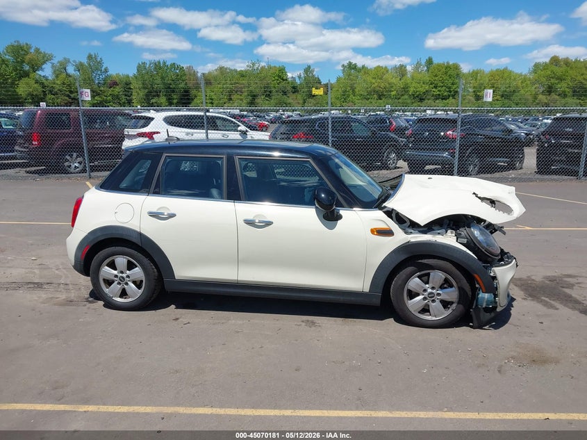 2018 Mini Hardtop Cooper VIN: WMWXU1C52J2F80924 Lot: 45070181