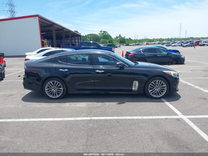 2018 Kia Stinger VIN: KNAE15LA1J6015204 Lot: 45070208