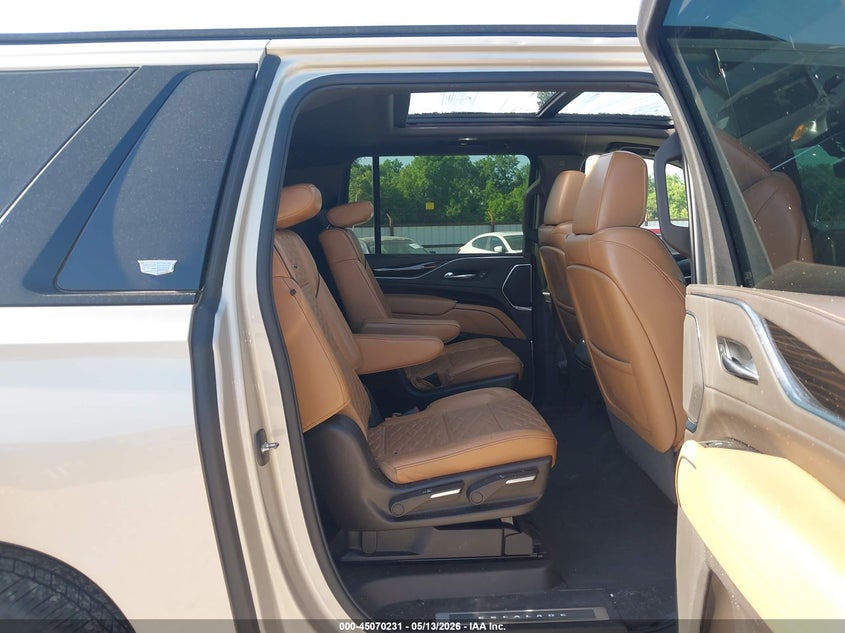 2022 Cadillac Escalade Esv 4Wd Sport VIN: 1GYS4PKT7NR171080 Lot: 45070231