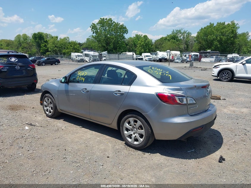 Vin: jm1bl1ug0b1378006, lot: 45567863, mazda mazda3 i sport 20113