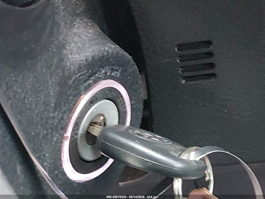 VIN 3TYSX5ENXLT000910 2020 TOYOTA TACOMA SR