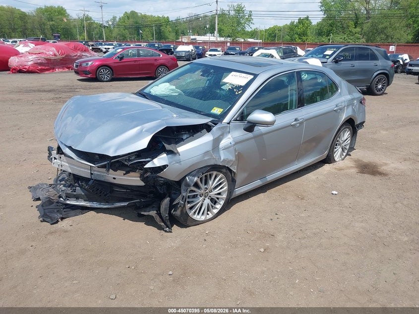 4T1F31AK3LU534304 2020 Toyota Camry Xle Hybrid photo 1
