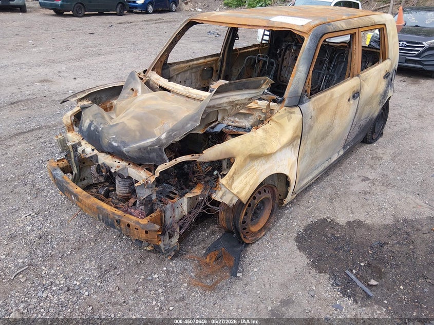 Vin: jtlze4fe9dj037569, lot: 45568200, scion xb 20132
