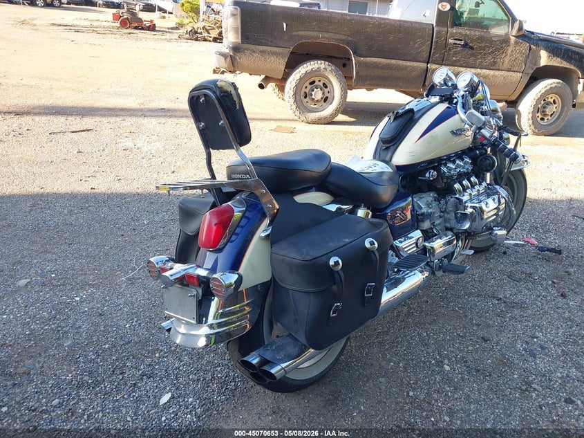 HONDA GL1500 1998