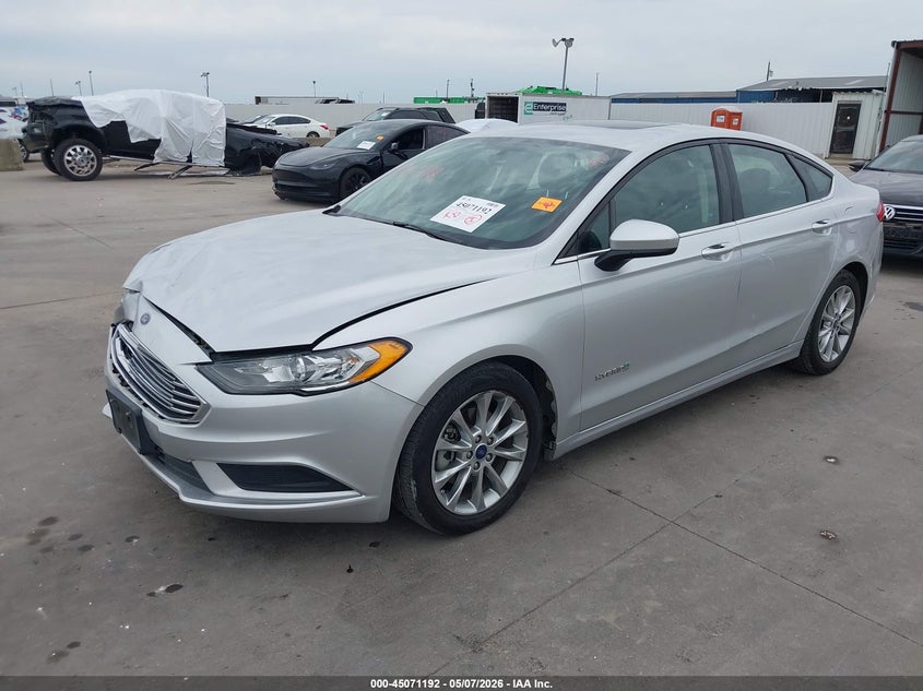 3FA6P0LU1HR233634 2017 Ford Fusion Hybrid Se photo 1