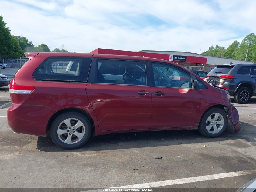 AtlanticExpress - Toyota Sienna