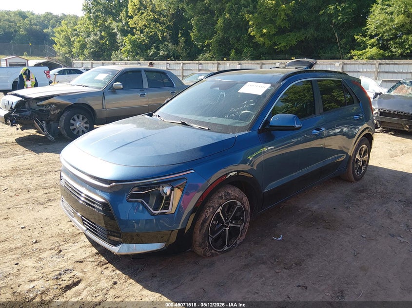 KNDCT3LE3S5298451 2025 KIA NIRO SX photo 1