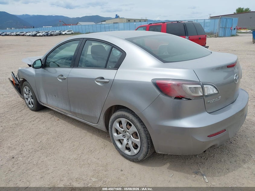Vin: jm1bl1tg8d1734383, lot: 45569154, mazda mazda3 i sv 20133