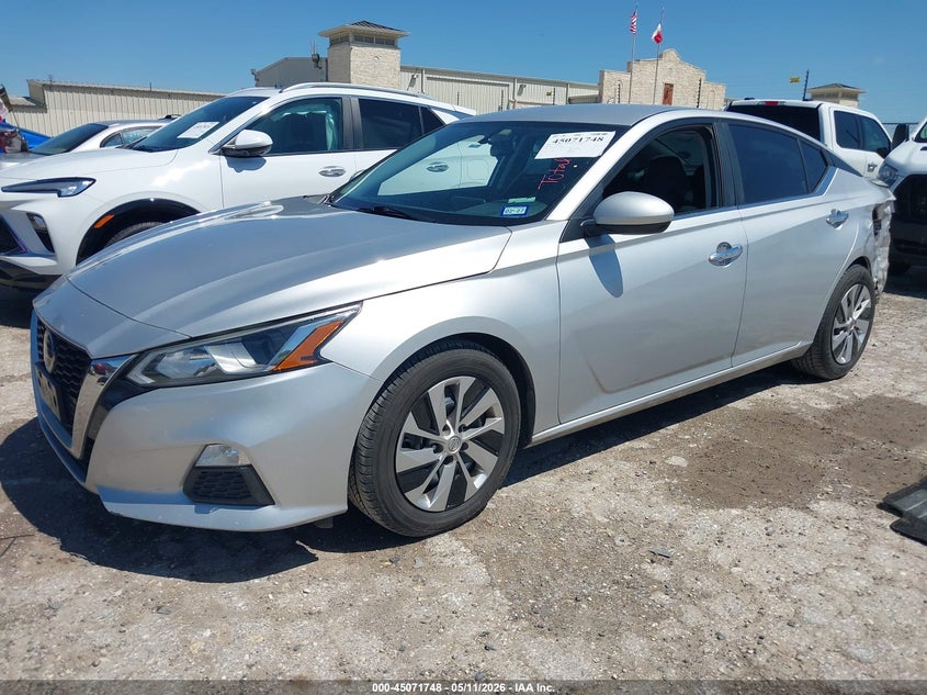 AtlanticExpress - Nissan Altima