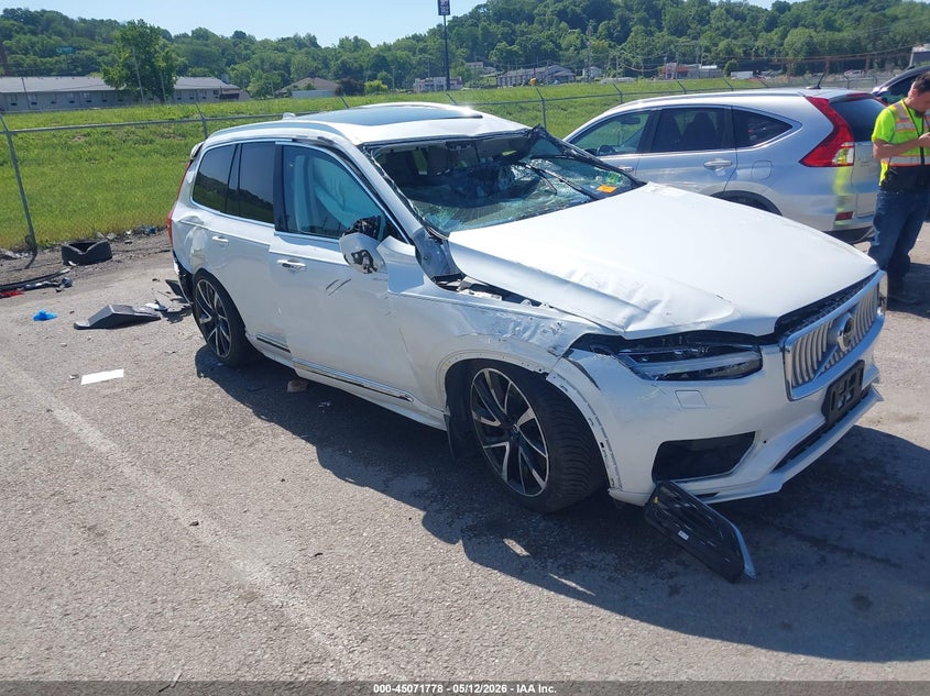 2022 Volvo Xc90 Recharge PLUG-IN Hybrid