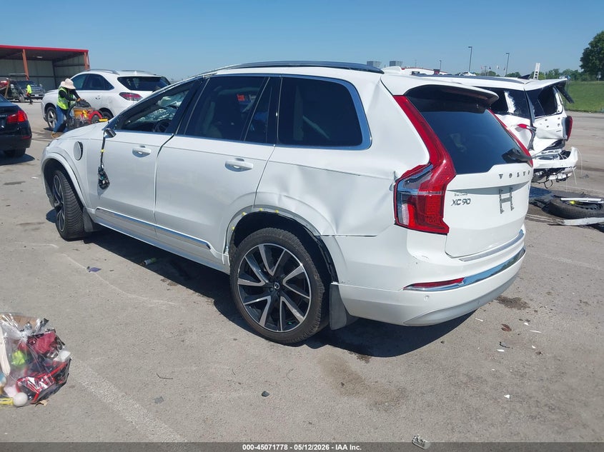 2022 VOLVO XC90 RECHARGE PLUG-IN HYBRID auction photo 3