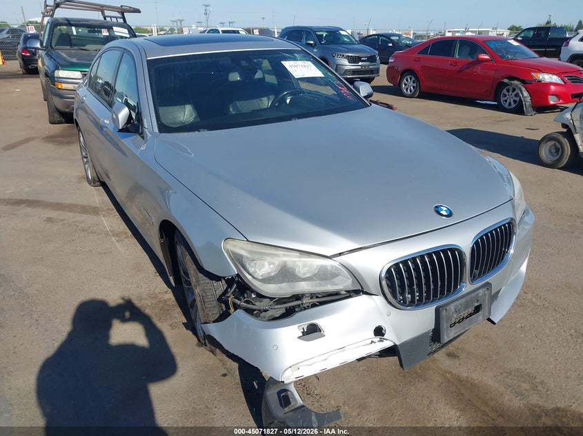 Vin: wbaye8c57fd782449, lot: 45569381, bmw 750li 2015 img_1