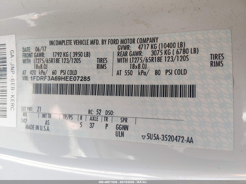 1FDRF3A69HEE07285 2017 Ford F350 F-350 Xl white