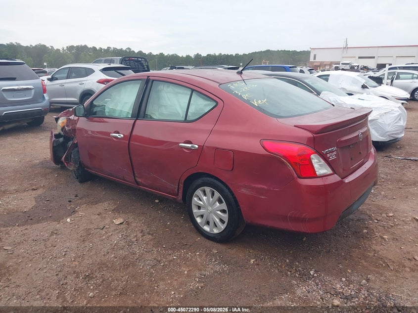 2017 NISSAN VERSA auction photo 3
