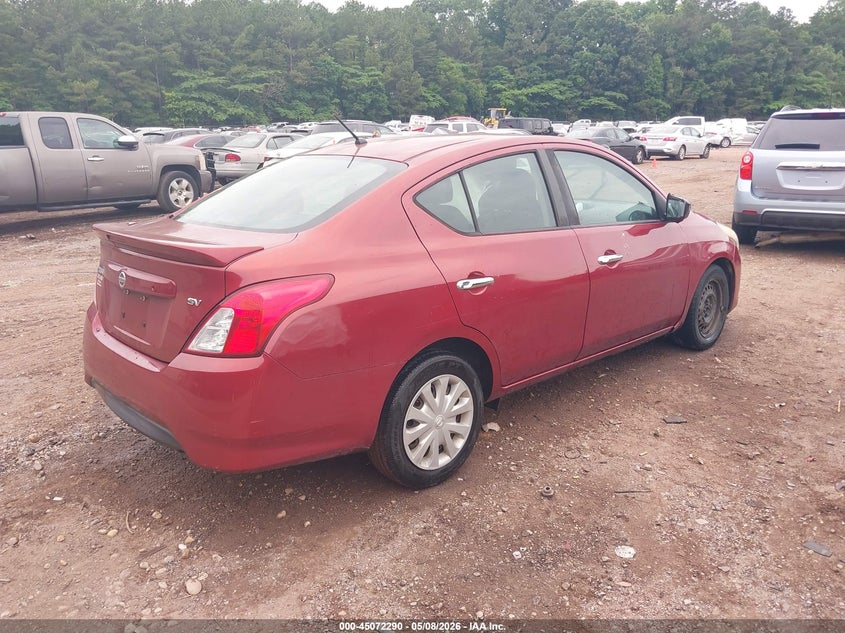 2017 NISSAN VERSA auction photo 4