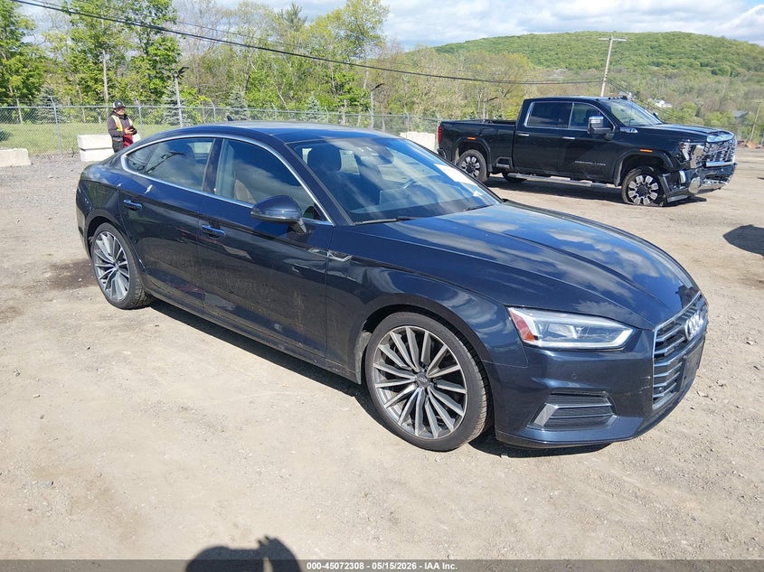 Vin: waubncf5xja072329, lot: 45569862, audi a5 2.0t premium 2018 img_1