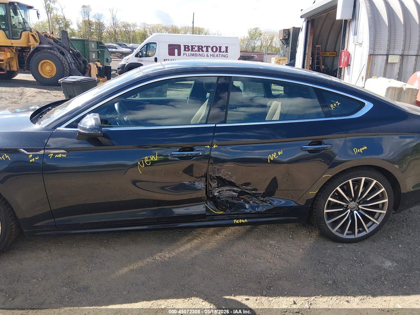 2018 Audi A5 2.0T Premium VIN: WAUBNCF5XJA072329 Lot: 45072308