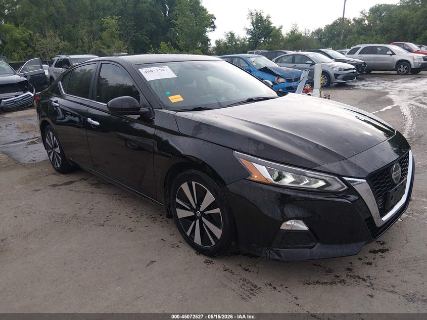 2021 NISSAN ALTIMA SV FWD