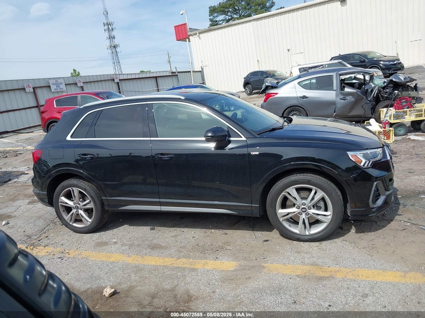 AUDI Q3 - zdjęcie 13