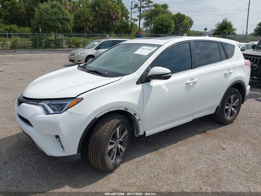 2018 Toyota Rav4 Xle 2T3WFREV7JW469116 photo 1