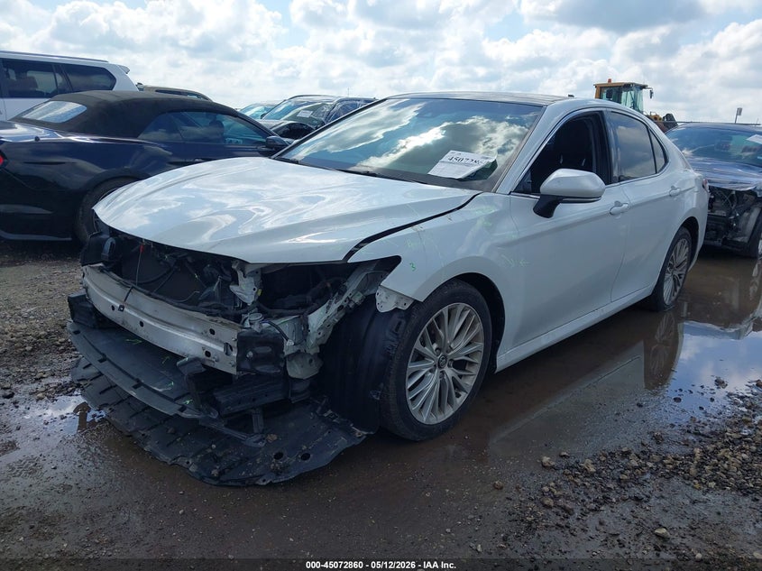 2018 Toyota Camry Xle 4T1B11HK8JU052936 photo 1