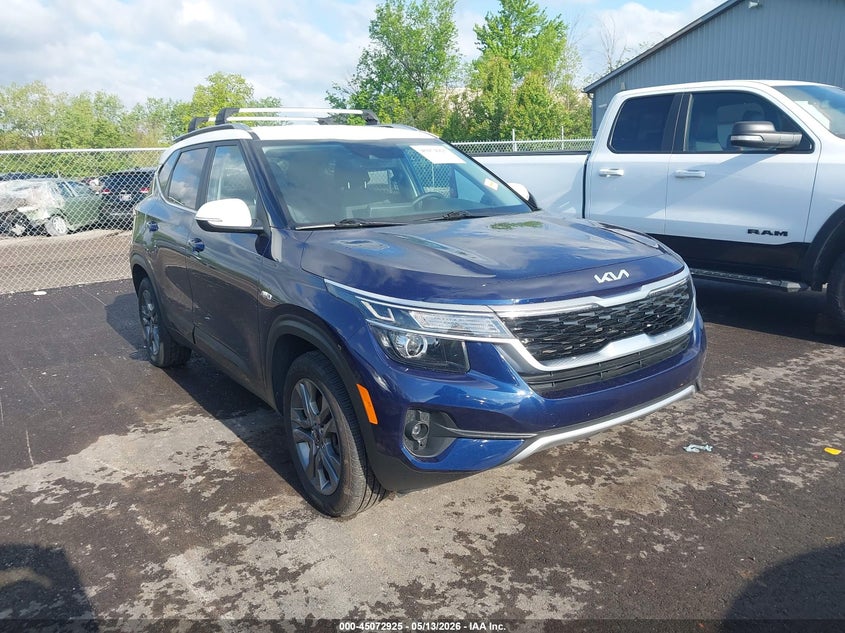 Vin: kndeucaa5n7277065, lot: 45570479, kia seltos s 2022 img_1