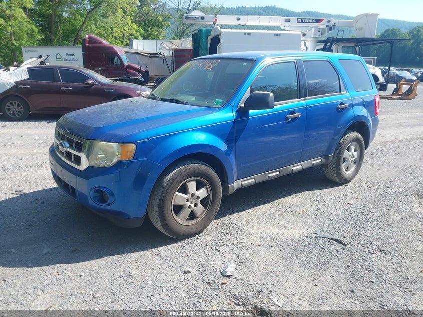 Vin: 1fmcu9c7xbkc24636, lot: 45570696, ford escape xls 20112