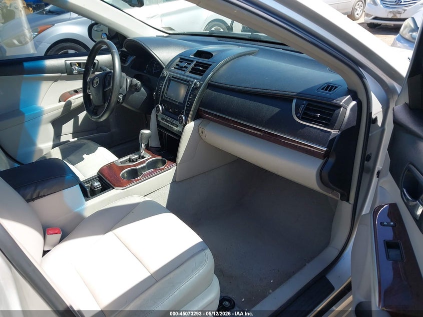 2012 TOYOTA CAMRY auction photo 5