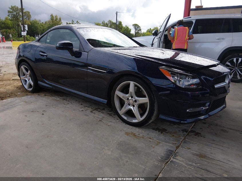 Vin: wddpk3ja0gf122873, lot: 45570983, mercedes-benz slk 300 2016 img_1